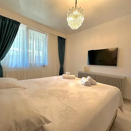 Apart-hotel Royal Sea By Stefan Building 3*